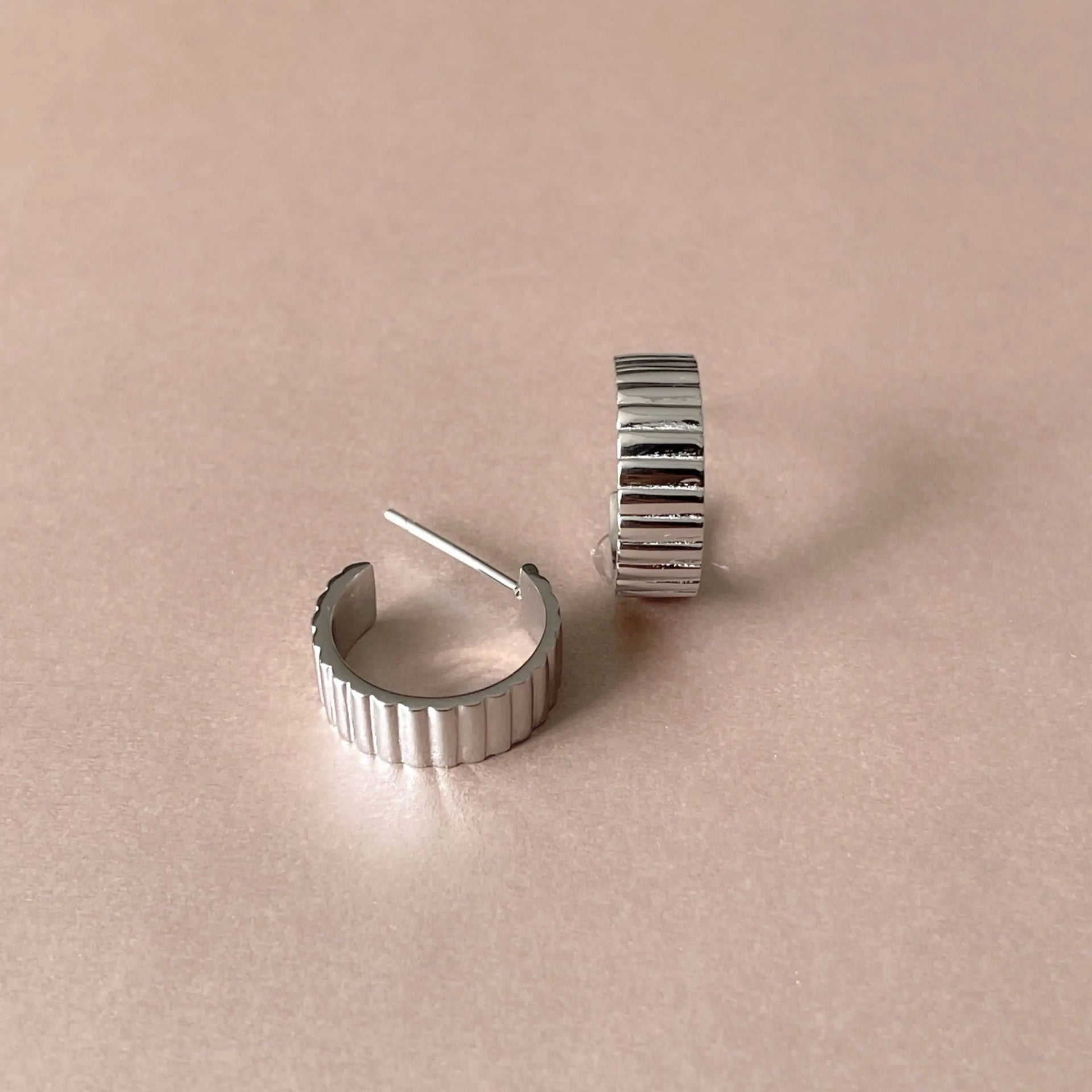 Alexa Ridged Hoops