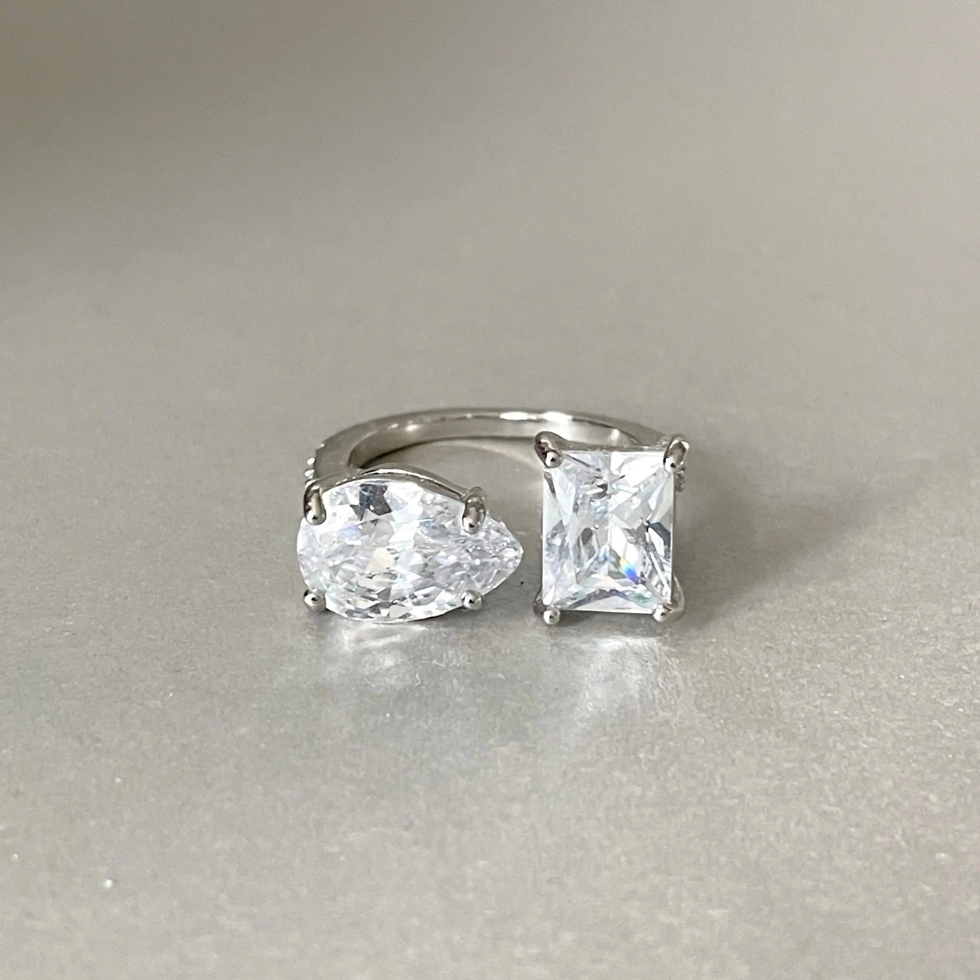 Unity Statement Open Tone Jewel Ring