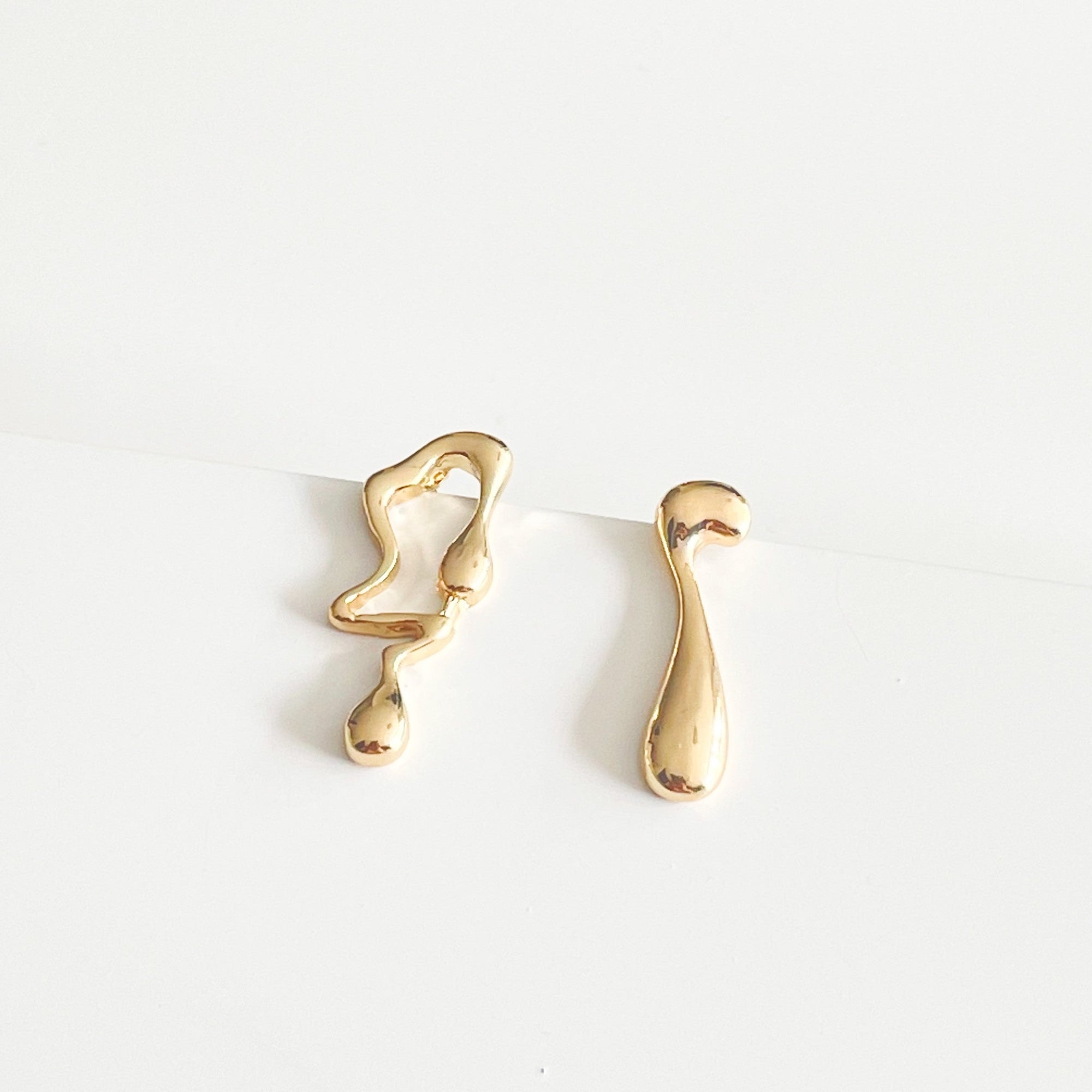 Starla Abstract Mismatch Earrings