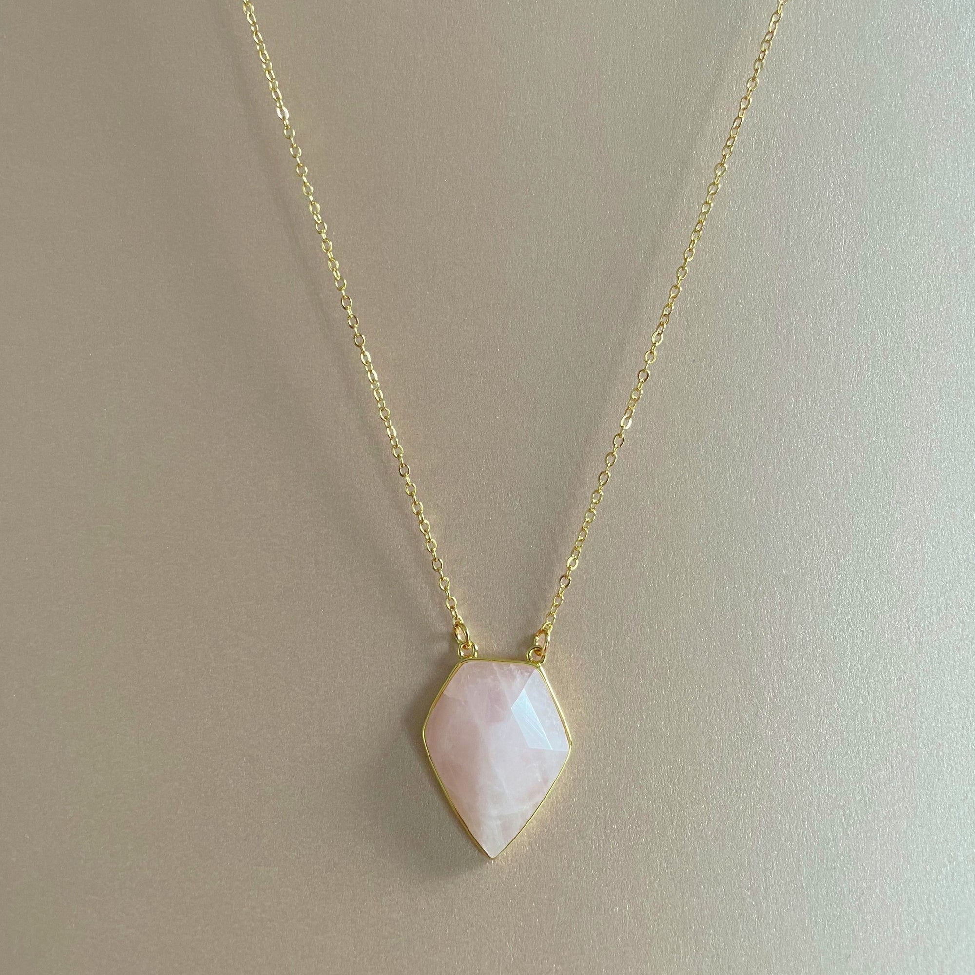 Women's Rose Quartz Necklace 