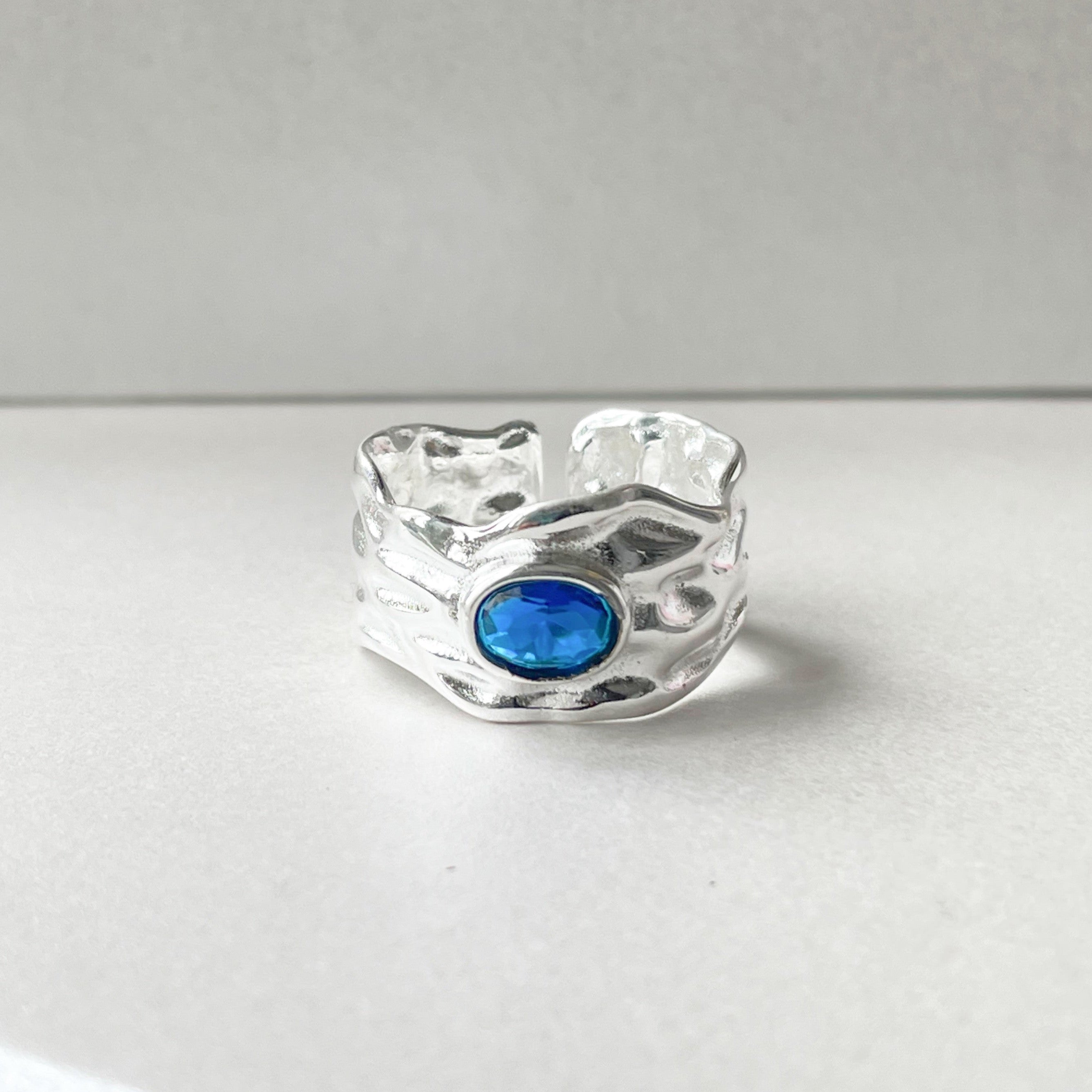 Elysia Contemporary Jewel Ring