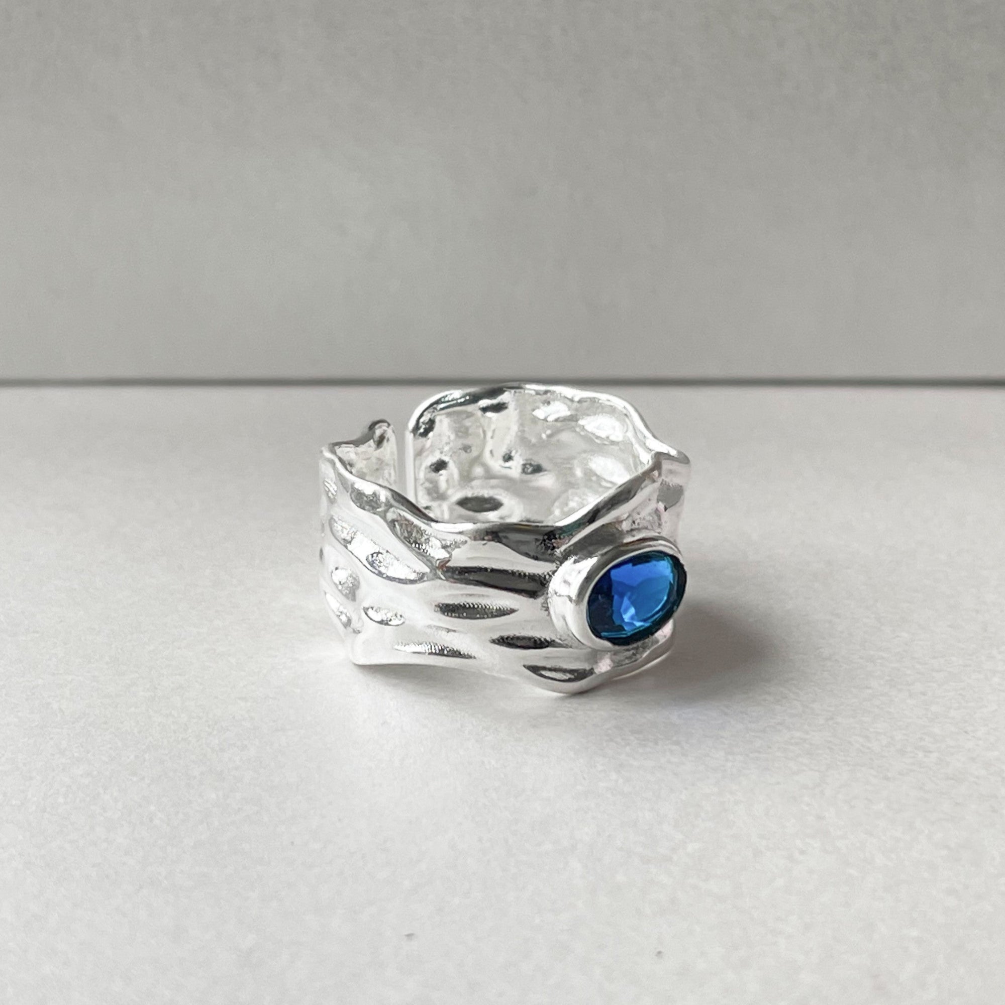 Elysia Contemporary Jewel Ring