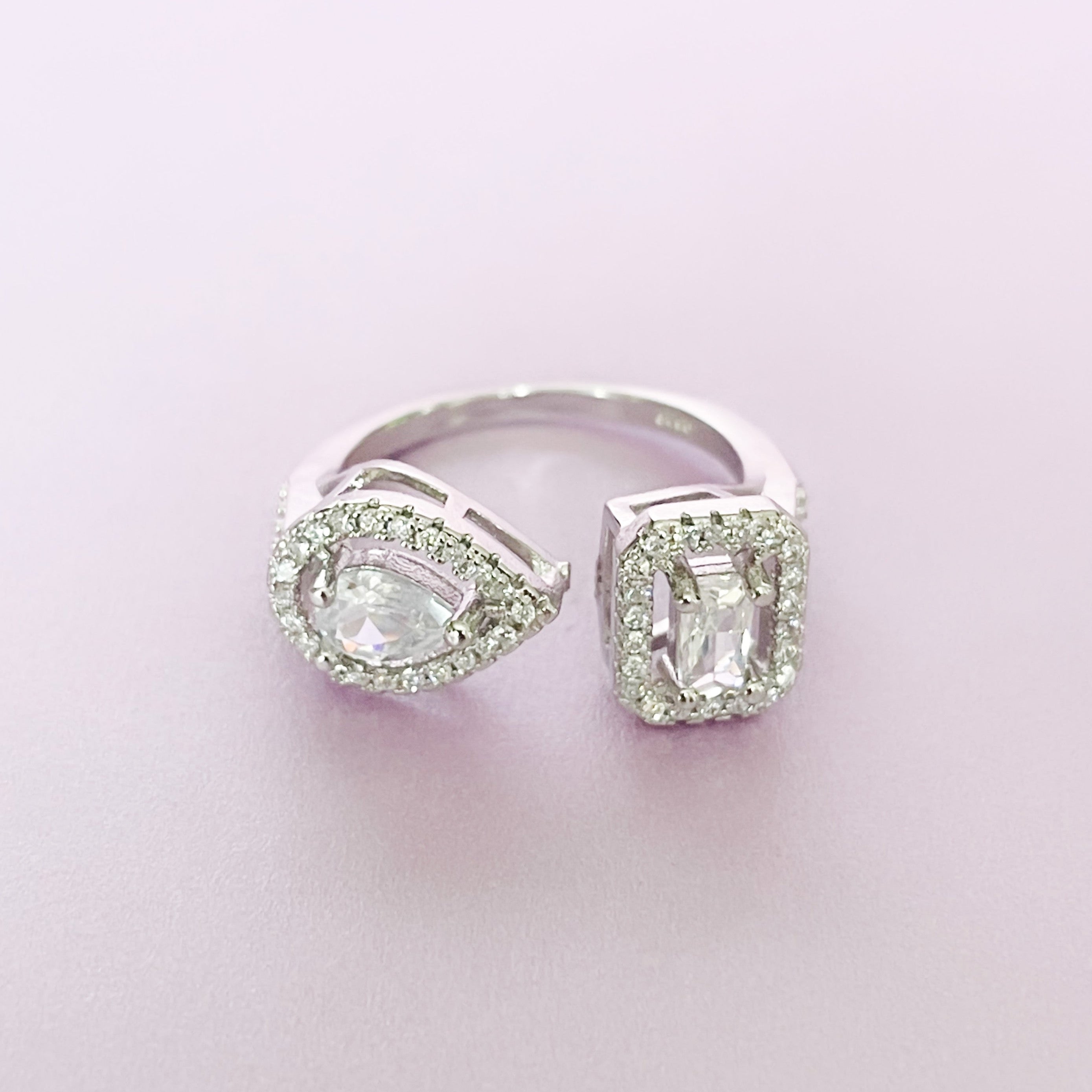 Seline Adjustable Jewel Ring