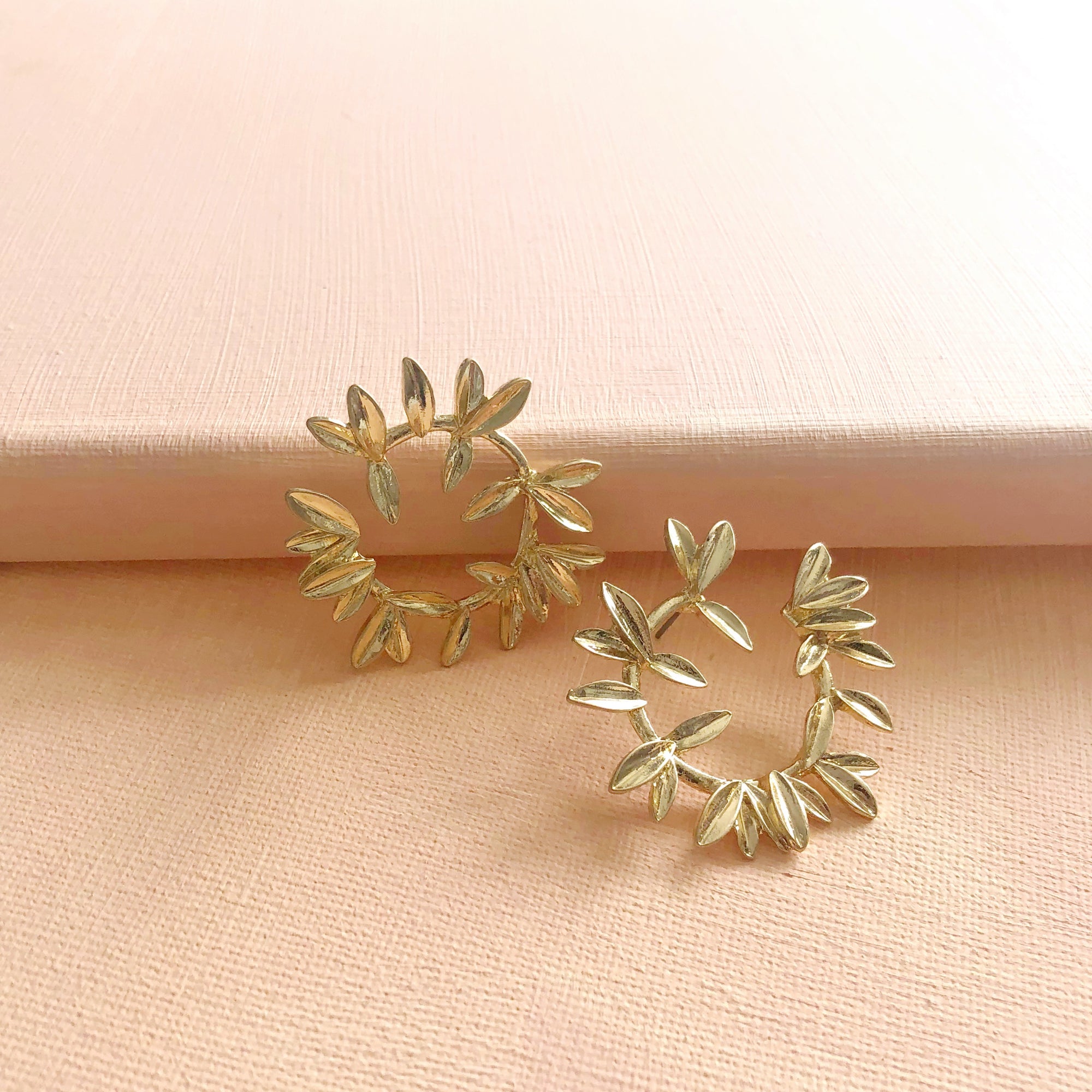 Tia Gold Wreath Earrings