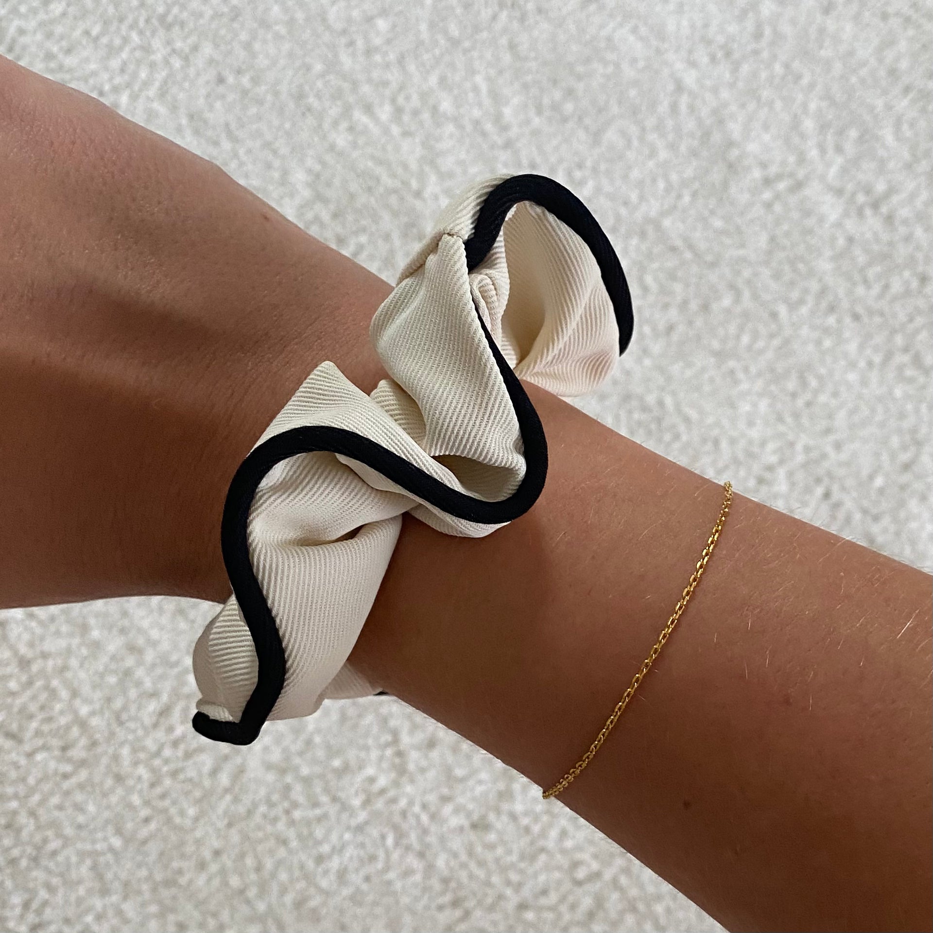 Brooklyn White Scrunchie